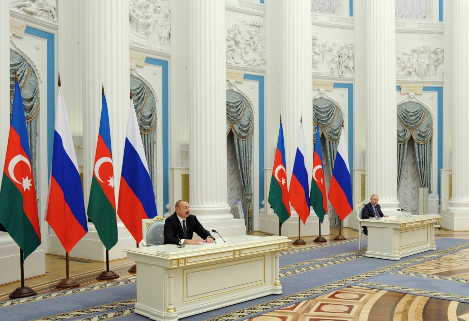 Prezident İlham Əliyev və Prezident Vladimir Putin mətbuata bəyanatlarla çıxış ediblər YENİLƏNİB VİDEO