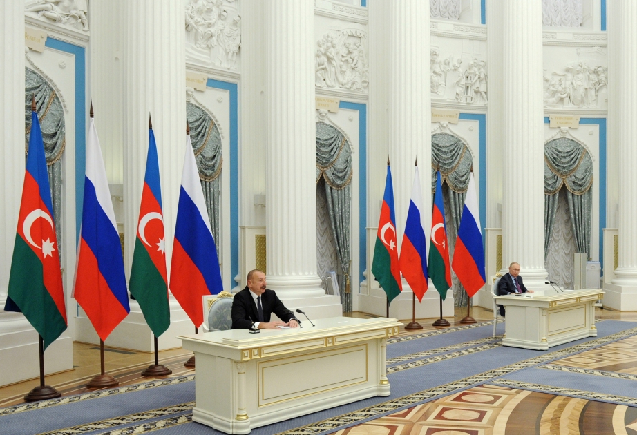 President Ilham Aliyev, President Vladimir Putin made press statements VIDEO