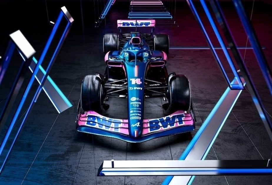 Alpine unveil blue and pink 2022 challenger, the A522
