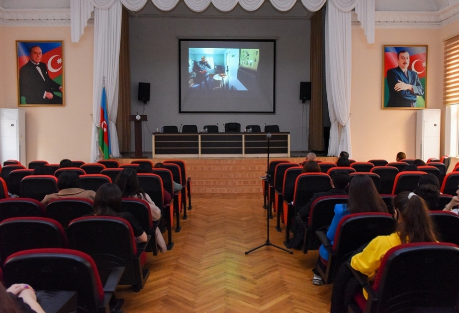 Dillər Universitetində “Dərdimi çəkirəm” sənədli filmi nümayiş olunub