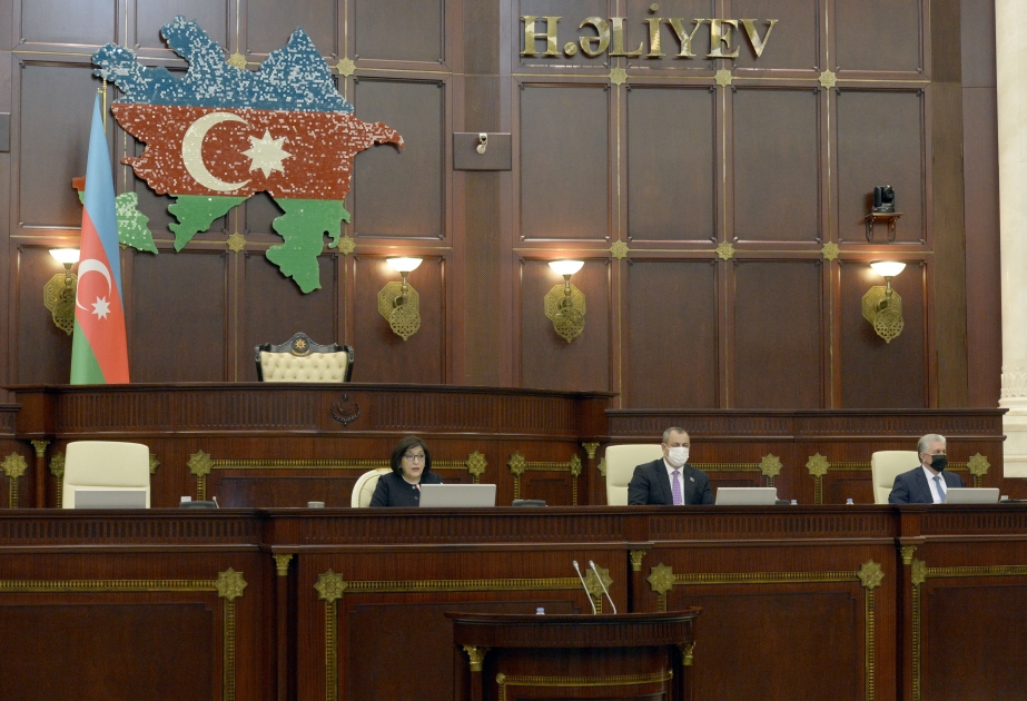 Milli Məclisin növbəti plenar iclası keçirilir