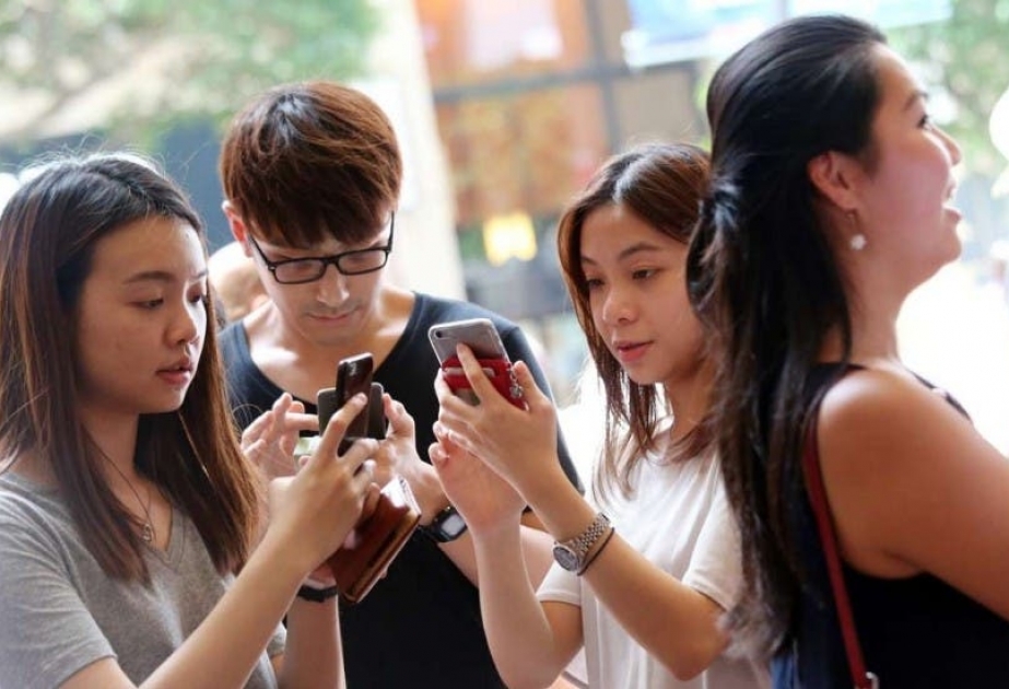 Çində internet istifadəçilərinin sayı bir milyard nəfəri ötüb