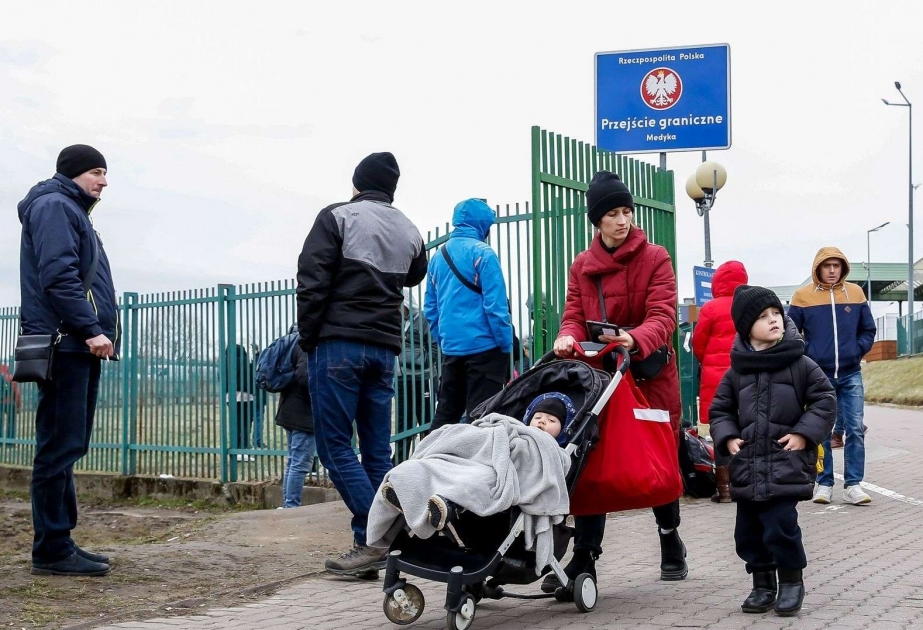 Польша приняла из Украины 35 тыс. беженцев