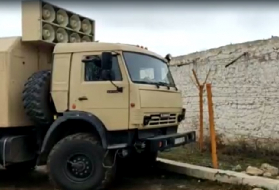 Аудиозапись азана, звучавшего в свое время в Шушинской и Агдамской Джума-мечетях, посредством мобильных звуковещательных станций прозвучал в этих городах