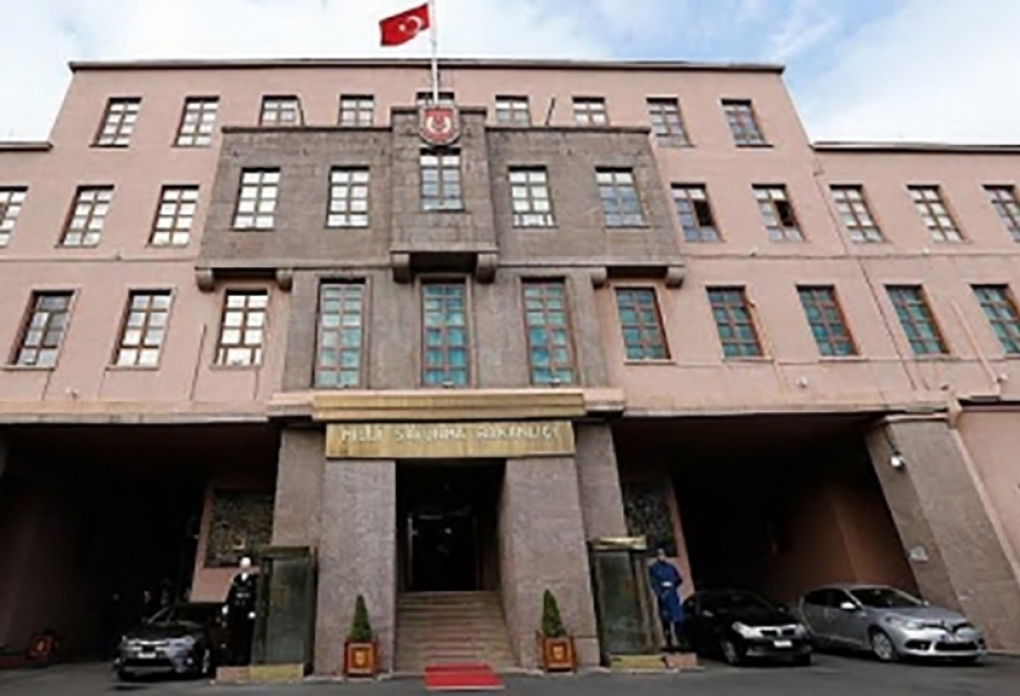Turkish, Ukrainian defense ministers hold phone call on Ukraine