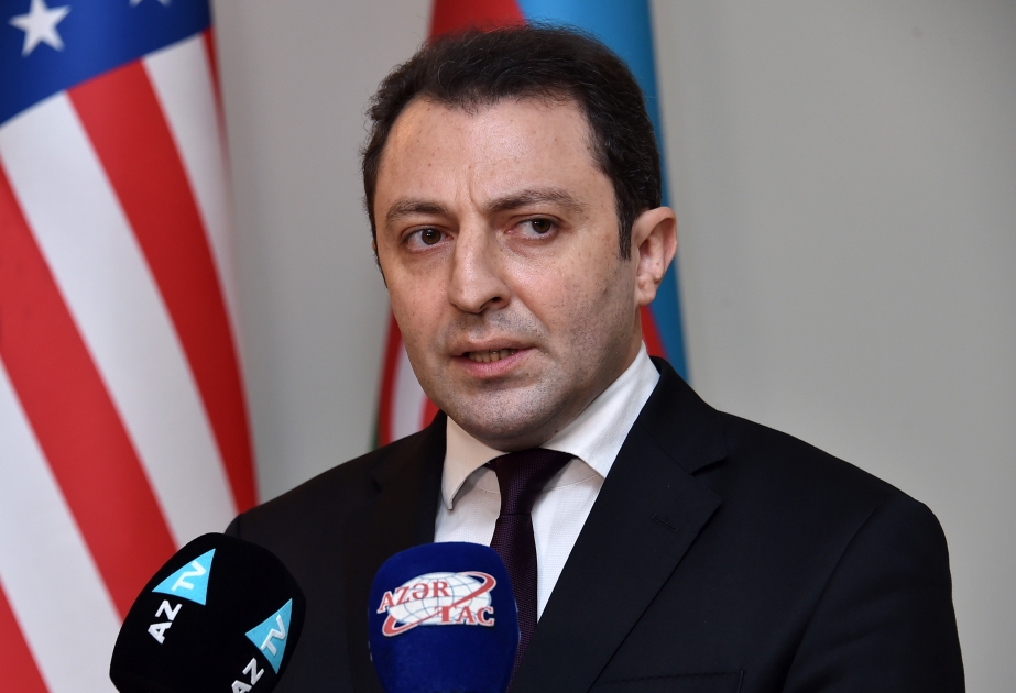 Nazir müavini: Azərbaycanın təşəbbüsü ilə reallaşdırılan nəqliyyat və enerji layihələrində ABŞ şirkətləri fəal iştirak ediblər