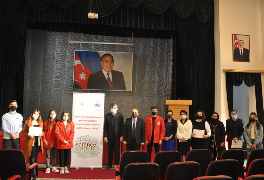 Mingəçevir Dövlət Universitetində “Open Science Azərbaycan” layihəsi çərçivəsində seminar təşkil olunub