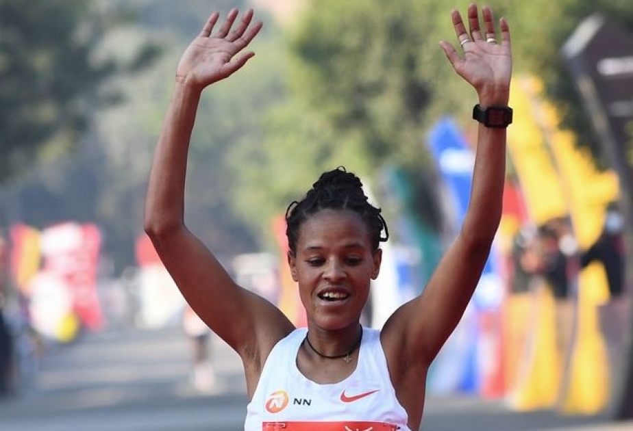 Äthiopierin Yalemzerf Yehualaw stürmt zum Weltrekord