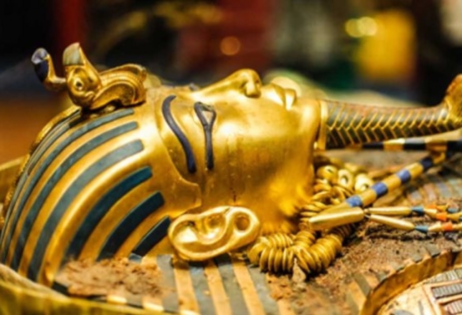Tutanxamonun qızıl maskası və əşyaları Böyük Misir Muzeyinə köçürülüb