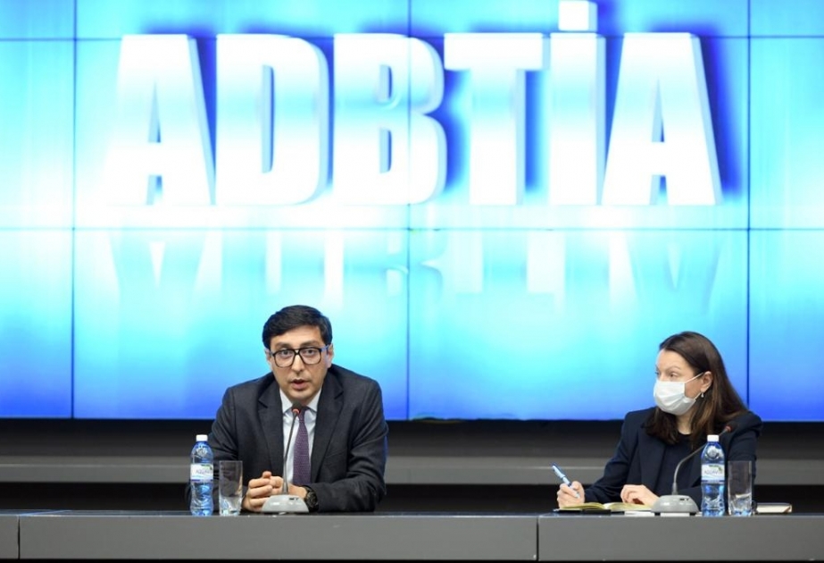 Gənclər və idman naziri Olimpiya İdman komplekslərinin direktorları ilə görüşüb
