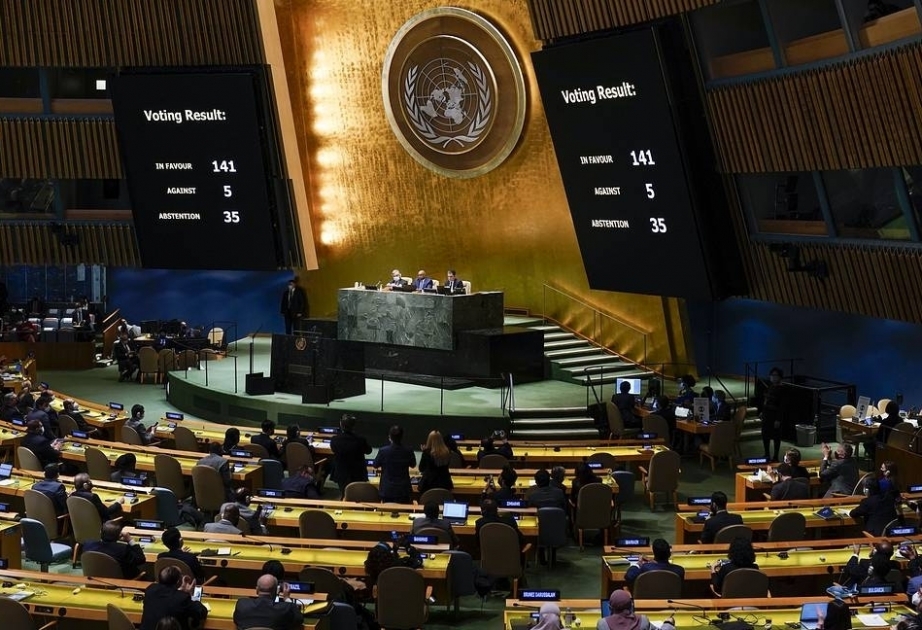 L’Assemblée générale adopte une résolution exigeant le retrait des forces russes de l’Ukraine