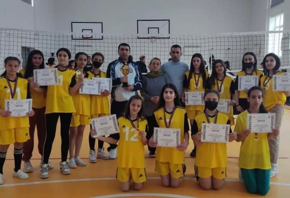 Определились победители чемпионата Абшерона по волейболу
