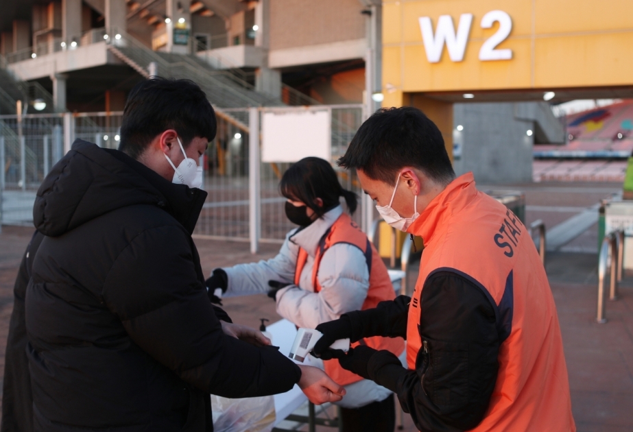 Daily infections top 260,000 for 1st time amid omicron's spread