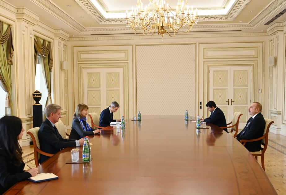 Präsident Ilham Aliyev empfängt Handelsbeauftragte des britischen Premierministers für Aserbaidschan VIDEO