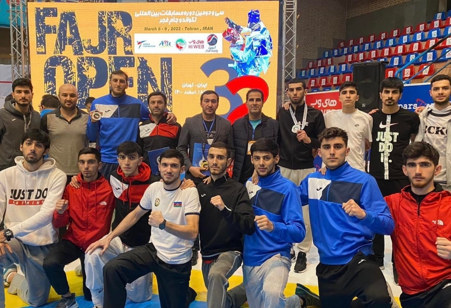 Azerbaijani taekwondo fighters bring home four medals from Fajr Open