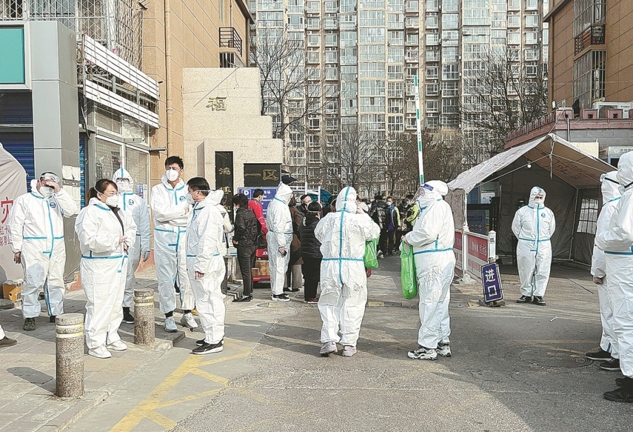 Chinese mainland reports 402 new local COVID-19 cases