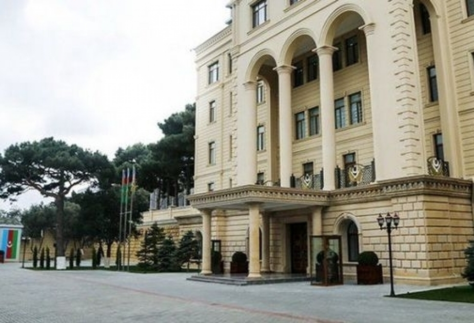 Verteidigungsministerium: Aserbaidschanische Stellungen in verschiedenen Richtungen unter Beschuss genommen