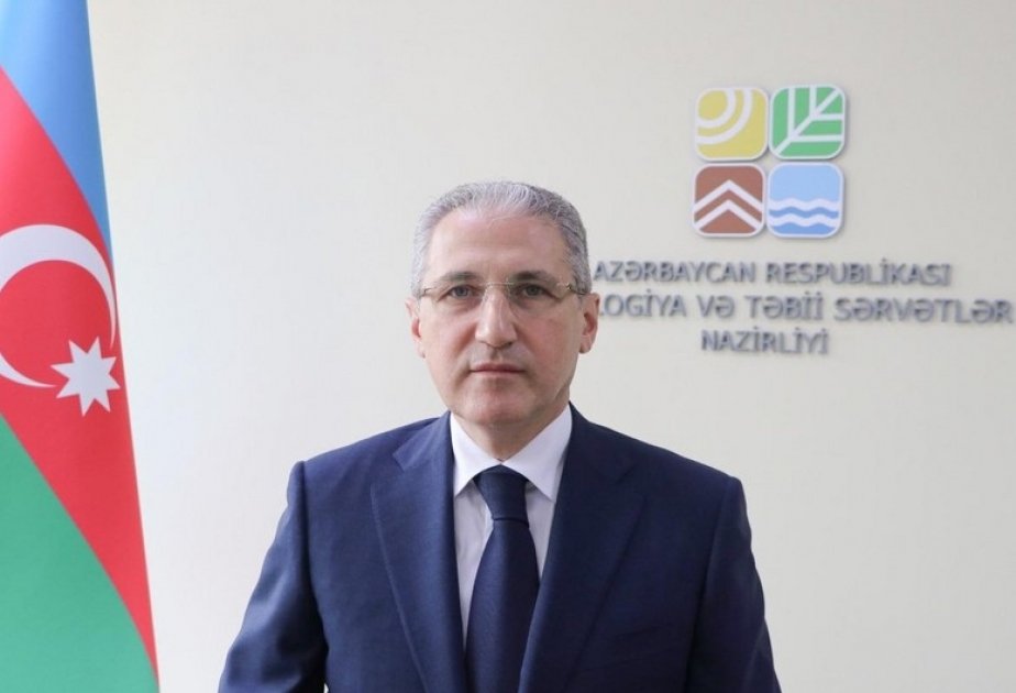 Ekologiya və təbii sərvətlər naziri Siyəzəndə vətəndaşları qəbul edib