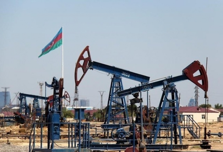 برميل من "آذري لايت" يباع 116.64 دولار