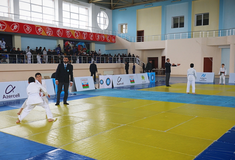 On beş yaşadək yeniyetmələr arasında cüdo üzrə növbəti bölgə birinciliyi start götürüb
