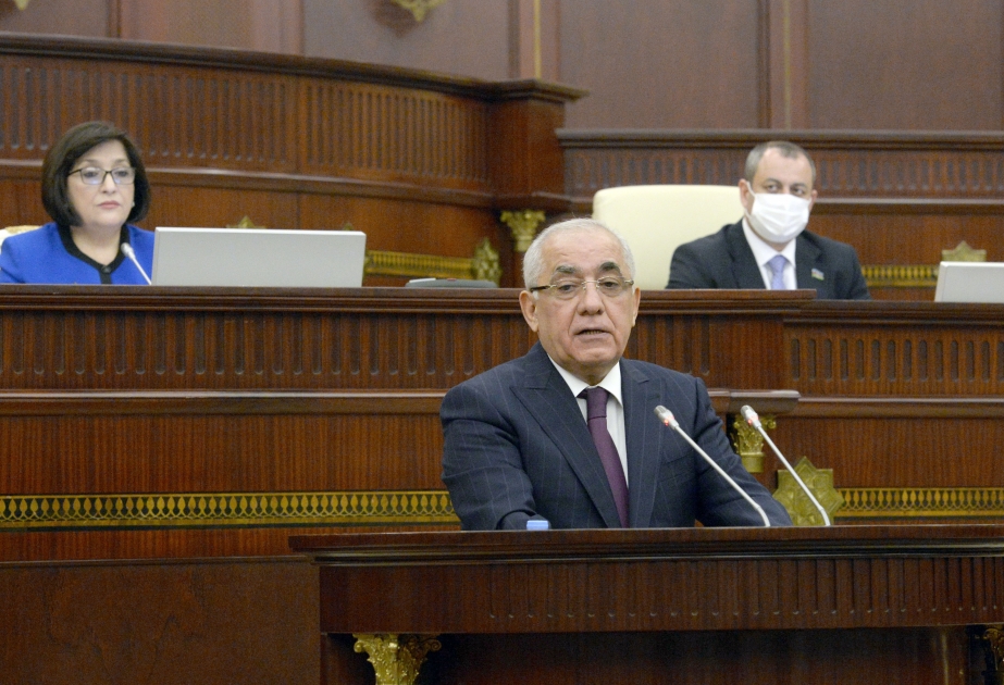 Əli Əsədov: 2021-ci ildə xarici ticarət dövriyyəmiz təxminən 35,6 milyard ABŞ dollarına çatıb