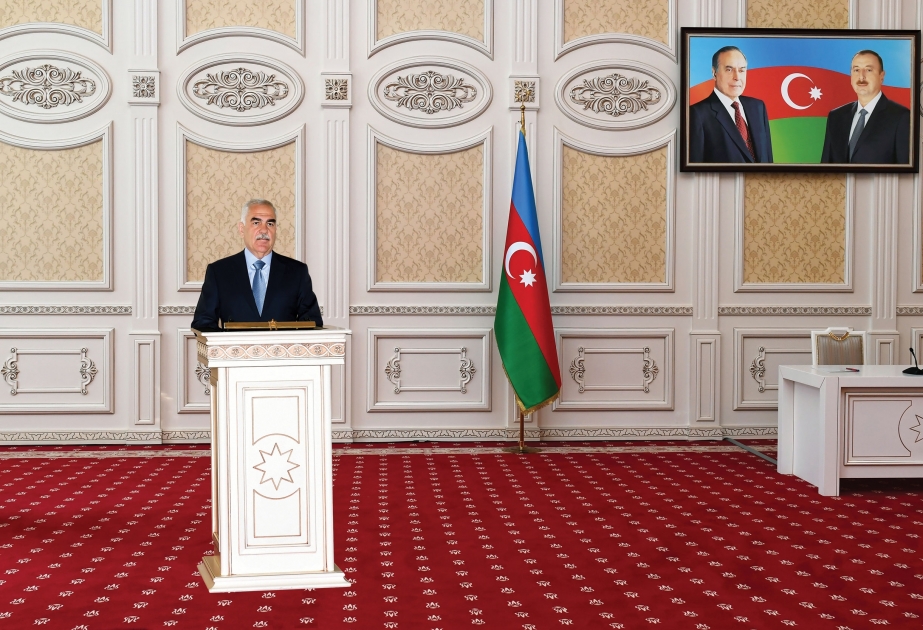 Naxçıvanda şəhid ailələrinə və qazilərə mənzillər və avtomobillər təqdim olunub