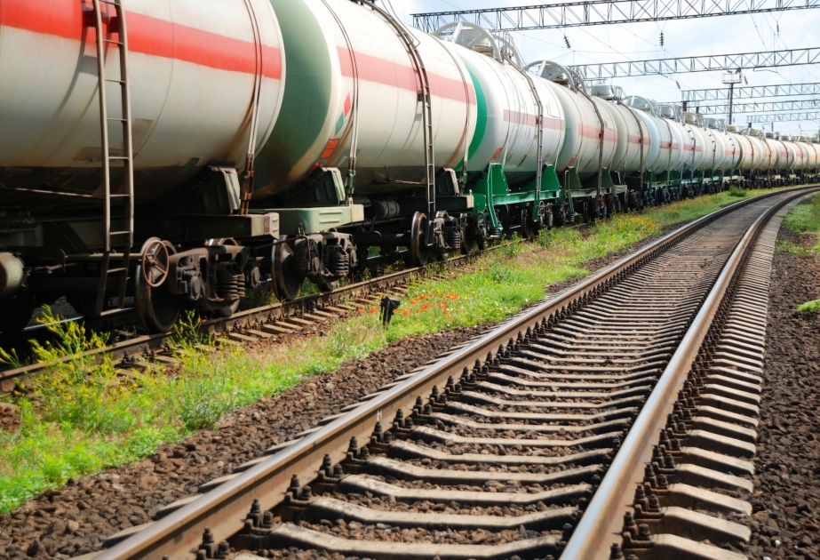 «ADY Express» уже приступило к перевозке мазута из Казахстана на Запад