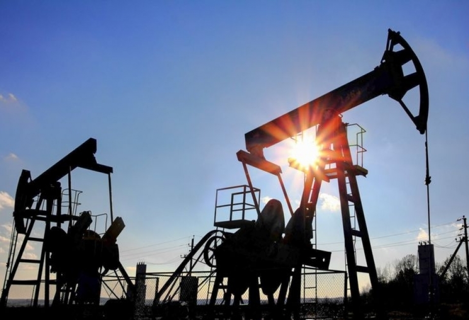 Azerbaijan produces 566,300 barrels of crude oil per day in February