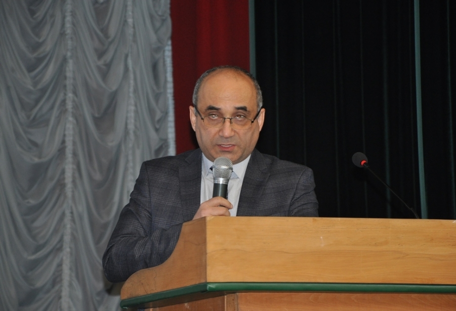 Mingəçevir Dövlət Universitetində akademik heyət üzvləri və gənc tədqiqatçılara elmi təqdimat bacarıqları aşılanıb