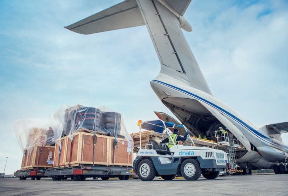 El volumen de carga exportado por Azerbaiyán a través del transporte aéreo ascendió a 8.164 toneladas en febrero