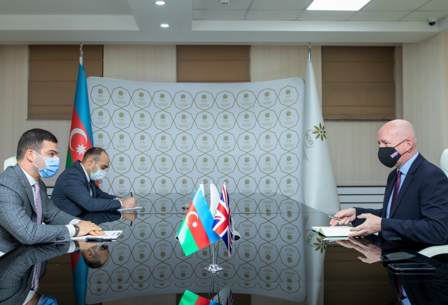 أذربيجان وبريطانيا العظمى تناقشان الاستثمارات