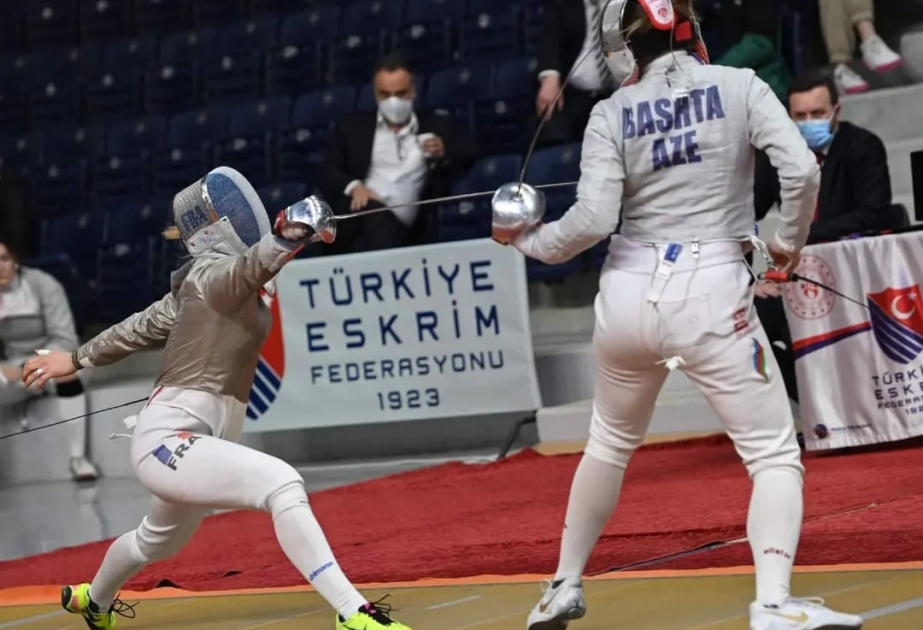 Türkiyədə qılıncoynatmanın sablya növü üzrə qadınların dünya kubokunda Anna Başta 5-ci olub