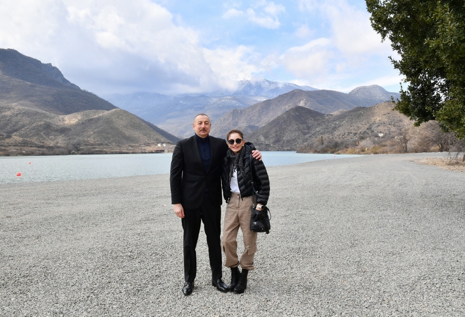 Le président azerbaïdjanais pose la première pierre d’un complexe touristique à Sougovouchan VIDEO