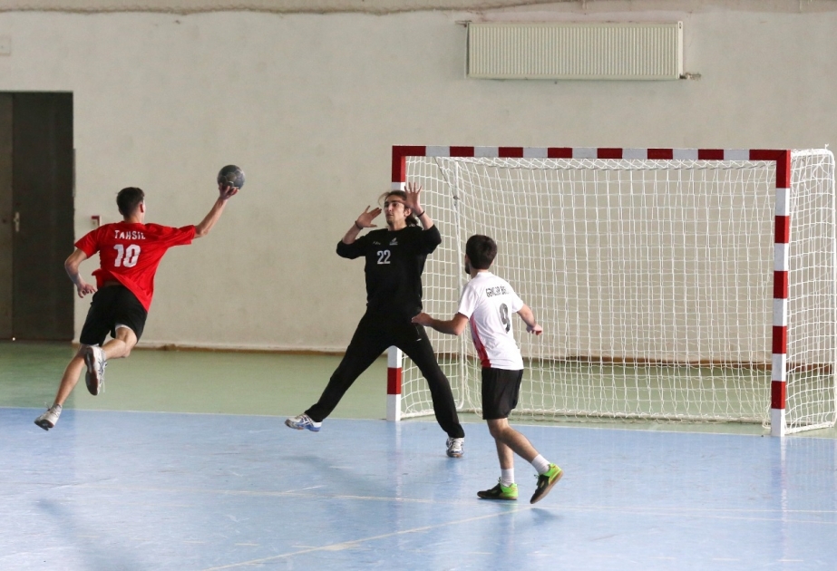 Kişi həndbolçuların Azərbaycan çempionatında 3-cü turun oyunları keçirilib