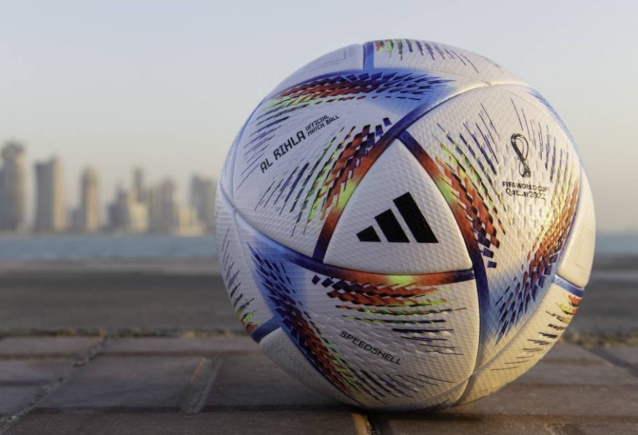 FIFA Qətərdə keçirilən dünya çempionatının rəsmi topunu təqdim edib