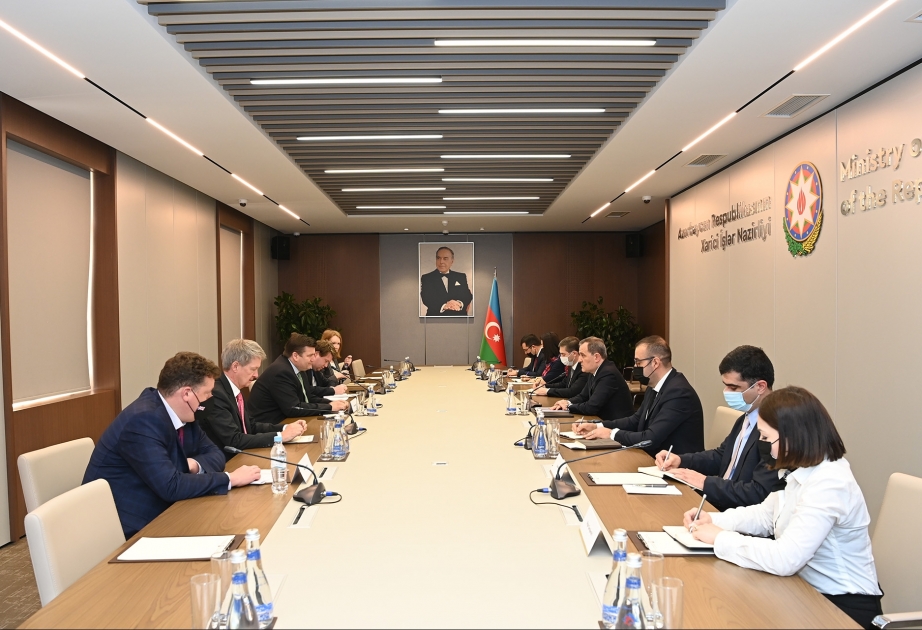 Ceyms Hippi: Azərbaycan Avropanın enerji təhlükəsizliyinə əhəmiyyətli töhfə verir