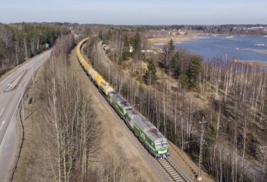 Finland resumes rail link to Russia