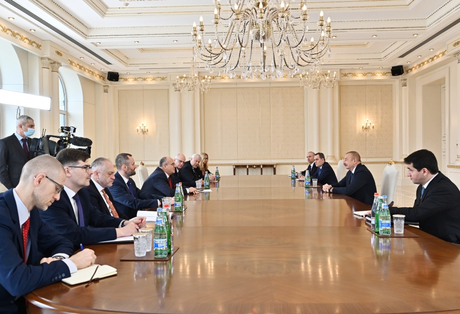 Le président azerbaïdjanais : J'espère qu'une nouvelle rencontre avec le Premier ministre arménien sera fructueuse