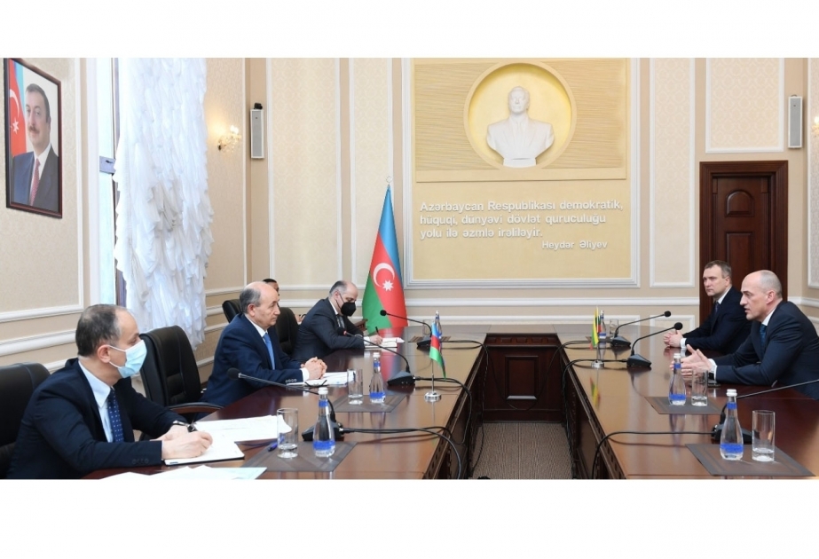 К судебно-правовым реформам в Азербайджане проявляют большой интерес