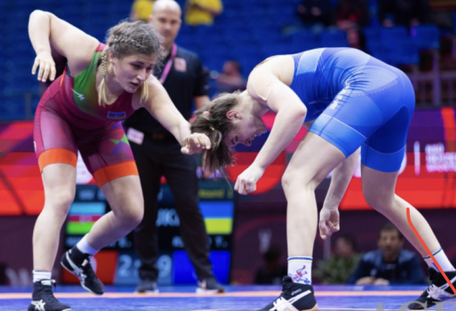 Azərbaycan güləşçisi Elis Manolova Avropa çempionatında gümüş medal qazanıb
