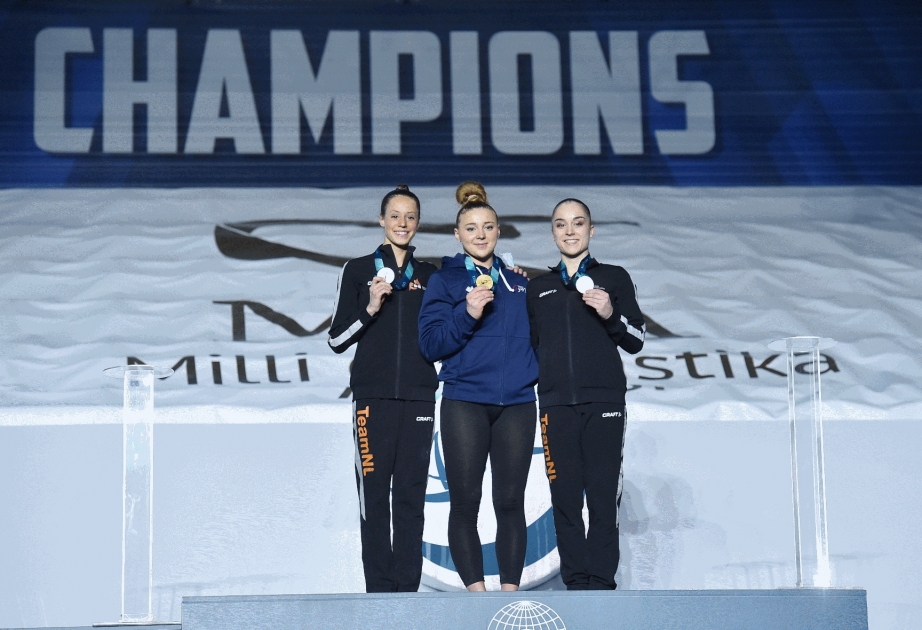 Fransa gimnastı Lorett Şarpi Bakıda qızıl medal qazanıb