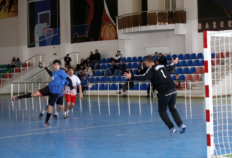 Həndbol üzrə Azərbaycan çempionatı davam edir