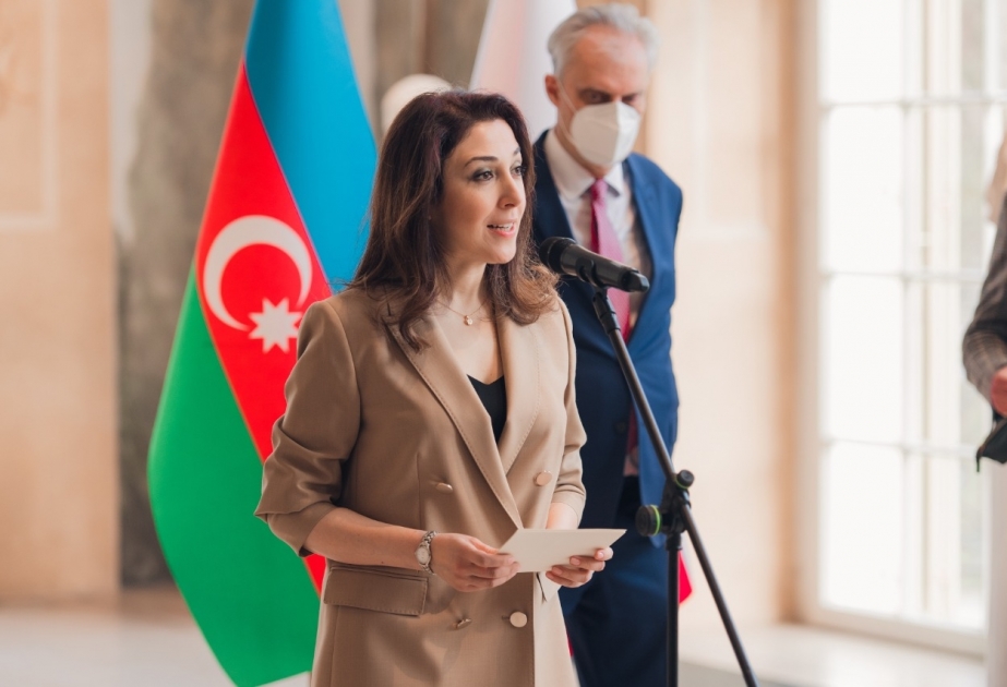 Varşavada Azərbaycan-Polşa diplomatik münasibətlərinin 30 illiyinə həsr olunmuş sərgi açılıb