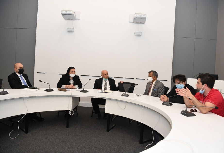 Se llevaron a cabo discusiones sobre cooperación entre ADNSU y la Universidad de Cambridge