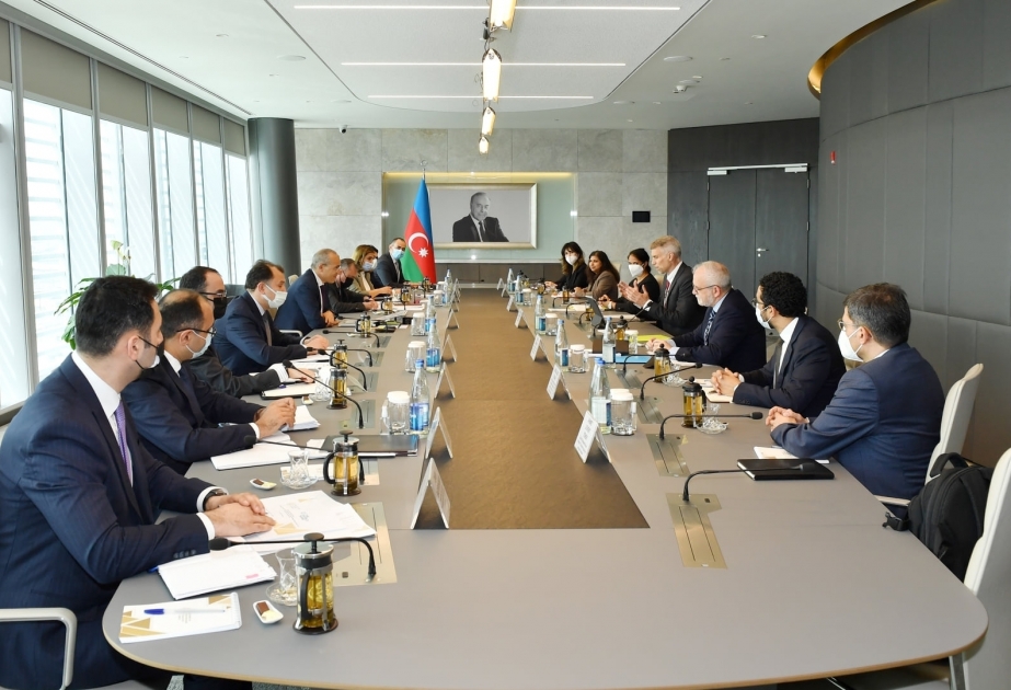 Le ministre azerbaïdjanais de l’Economie rencontre le directeur régional de la Banque mondiale