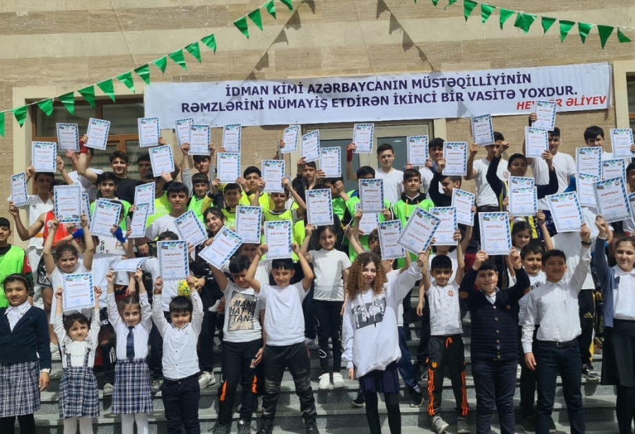 Xəzər rayonunda Beynəlxalq İdman Günü münasibətilə festival təşkil olunub