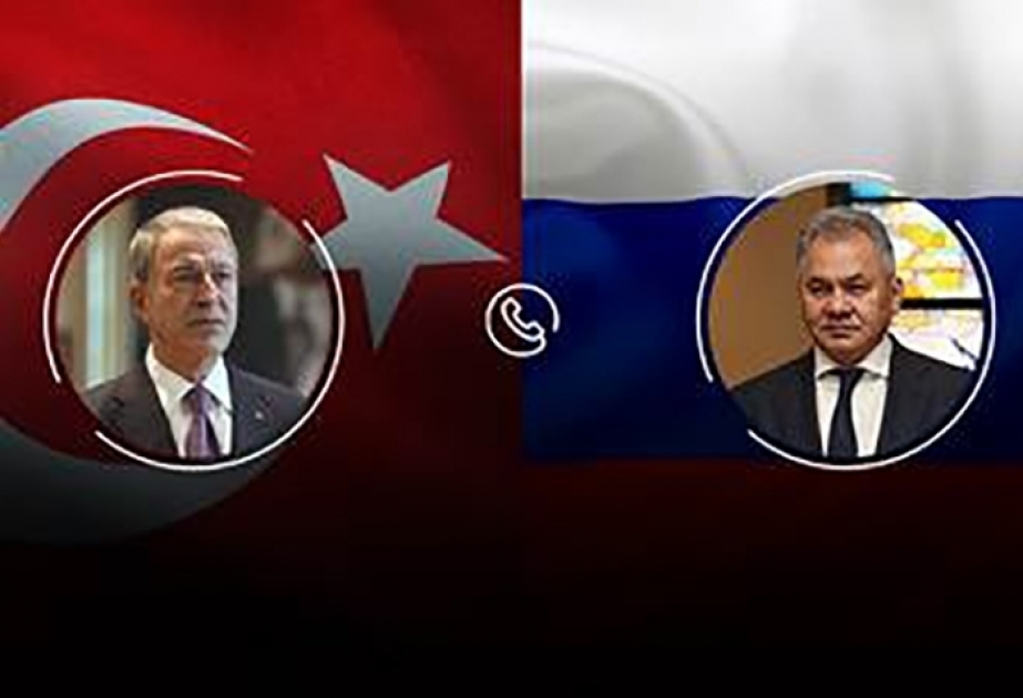 Les ministres de la Défense turc et russe discutent de la situation actuelle Russie-Ukraine