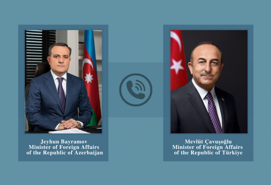 Le ministre azerbaïdjanais des Affaires étrangères discute avec son homologue turc de la situation actuelle dans la région