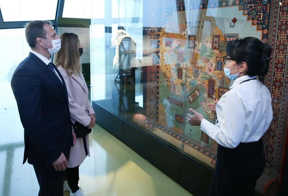 Israeli Minister of Tourism visits National Carpet Museum in Baku