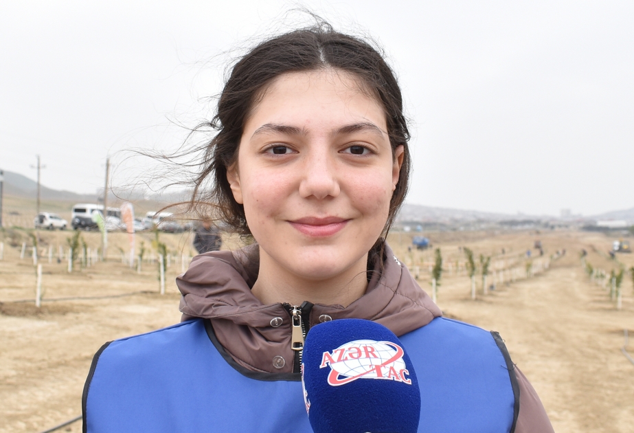 “Yaşıl Marafon 2022” aksiyasında könüllülər də iştirak edir